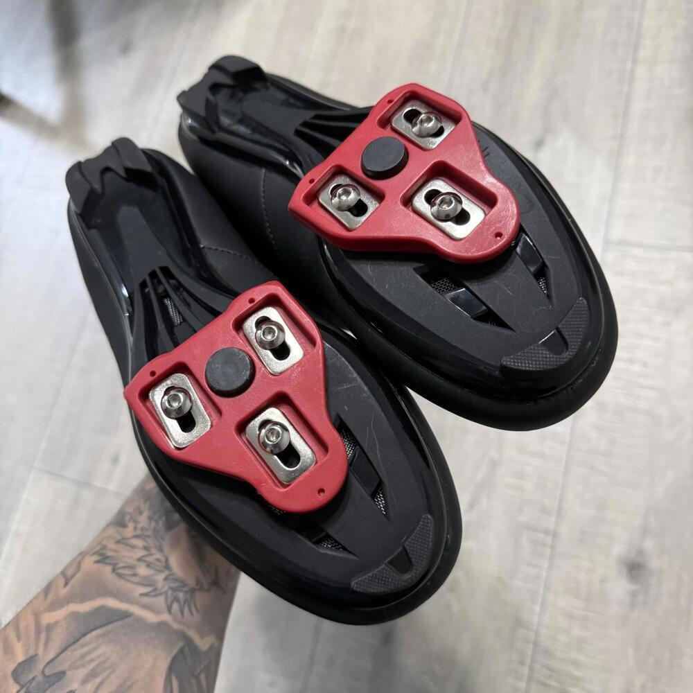 Sport Cycling Black Shoes Self-Locking Size Euro 39‎ / 8.5 Women / 6 Men - Picture 6 of 9